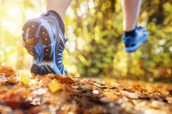 Outdoor cross-country running in summer — Stock Photo, Image