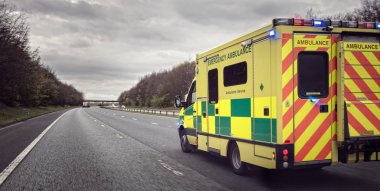 İngiliz ambulans araba 