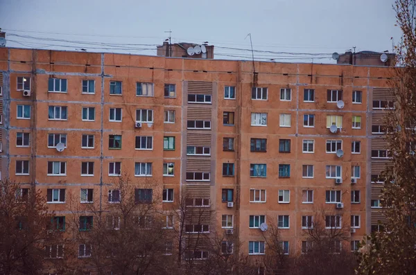 Wielopiętrowy Dom Panelowy Stary Domy Ussr Dach Schody Komunikacji Czarno — Zdjęcie stockowe