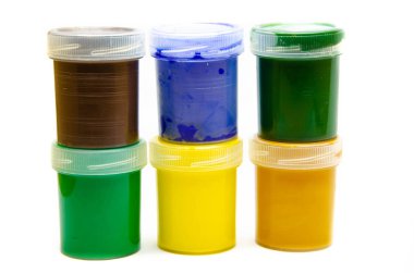 Çizim için Gouache boyaları. Bankalarda resim yapmak için resimler. Sanatçı için arka arkaya, bir demet halinde, makro boyalar. Sanat.