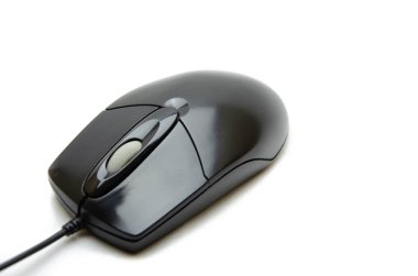 Bilgisayar için siyah ofis faresine telgraf çektim. Fareden kontrole. Beyaz arka planda kablosuz bir farede bilgisayar çevresi. Bilgisayar faresi üst görünümü, alt. Makrodaki fare 