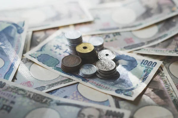 Японские купюры, японская иена — стоковое фото