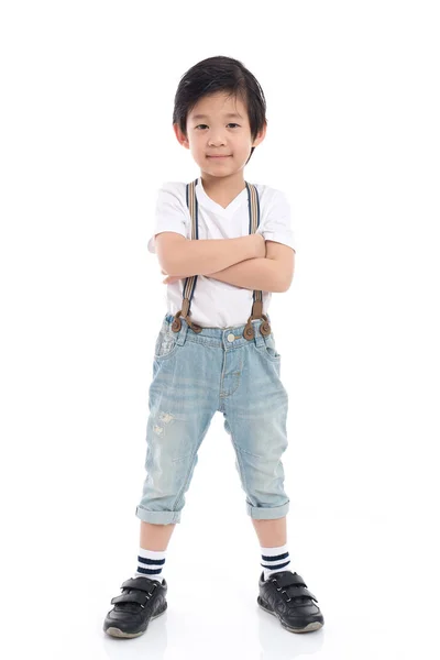 Bonito ásia criança no branco t-shirt e jeans — Fotografia de Stock
