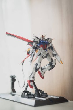 Bangkok, Tayland - 27 Temmuz 2016: Plastik model Gat-X105 Aile Strike Gundam Ver.Rm Master dereceli ölçek 1: 100
