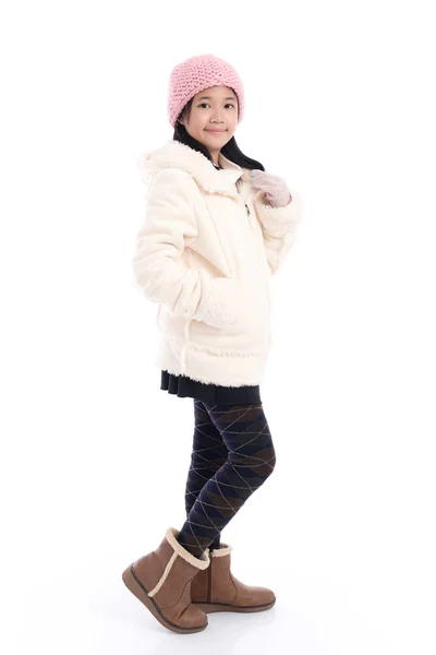 可爱的亚洲女孩在冬季衣服打开手掌在白色背景孤立的手 — 图库照片