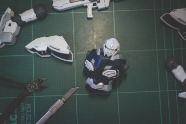Bangkok, Tayland - 7 Mart 2018: Plastik model Msn-06s Sinanju Stein Ver.Ka (Mg) ölçek 1: 100