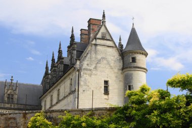Amboise Şatosu - Fransa 'nın Amboise şehrinde, Merkez Bölgede, Indre ve Loire departmanında bir kale. Loire Kalesi 'ne ait..