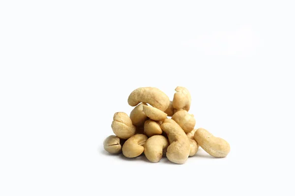 Hög Cashew Isolerad Vit Bakgrund Horisontell Bild Bilden Innehåller Kopieringsutrymme — Stockfoto