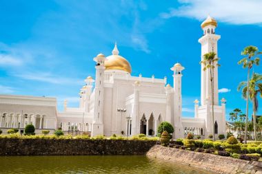 Sultan Ömer Ali Saifuddin Camii Brunei Darussalam