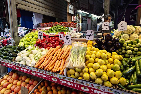 Tel Aviv Israel December 2019 Fruit Vegetable Stall Carmel Market — Stockfoto