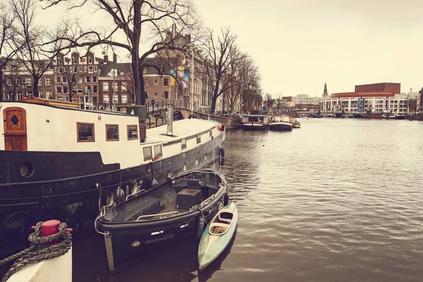 Amsterdam Nizozemsko Prosinec 2019 Typické Město Amsterdam Amsterdam Kanály Lodě — Stock fotografie
