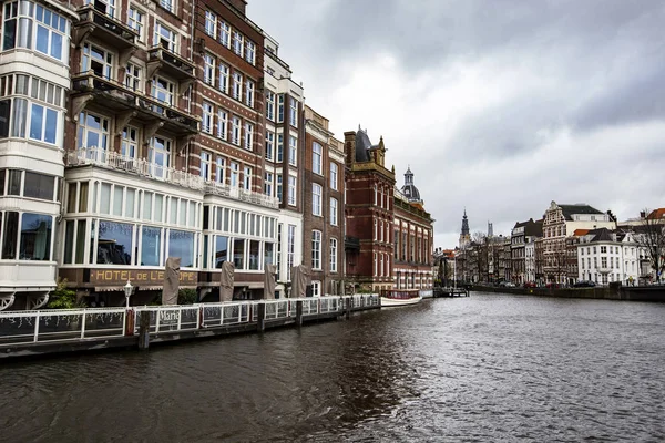 Amsterdam Netherlands December 2019 Amsterdam Cityscape Amsterdam Dutch Houses Canal — стоковое фото