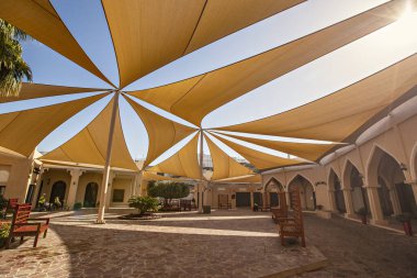 DOHA, Katar - Şubat 2020: Katara Kültür Köyü Mimarlık Detayları, Doha, Katar