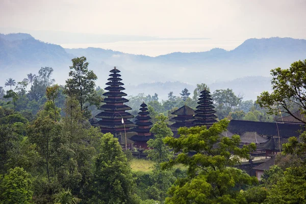 Bali Indonesia Luty 2020 Kompleks Klasztorny Pura Besakih Temple Tradycyjna — Zdjęcie stockowe