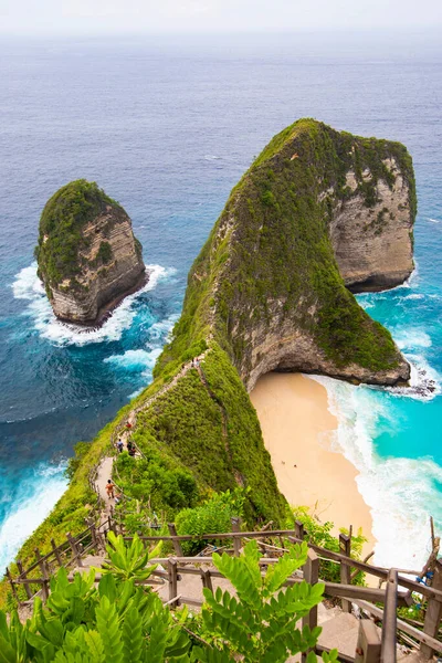 Nusa Penida Adası Bali Endonezya Daki Kelingking Sahili Nin Havadan — Stok fotoğraf