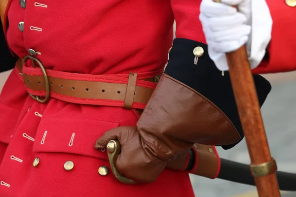 Detalles de la ropa militar utilizada para el cambio de los guardias en Union Square Timisoara una recreación teatral de un evento histórico —  Fotos de Stock