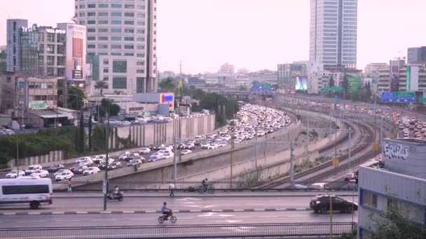 Tel Aviv Şehir Merkezinde Trafik Sıkışık — Stok video