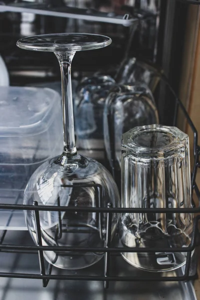 Стеклянный Стакан Бокал Вина Посудомоечной Машине — стоковое фото