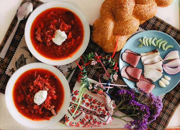 Ukrajinské Národní Jídlo Borsch Zakysanou Smetanou — Stock fotografie