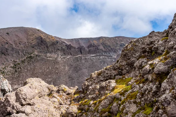 Vesuv vista da cratera da montanha, neapel, itália — Fotografia de Stock