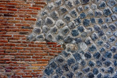 Napel, İtalya yakınlarındaki Pompeji şehrinin duvar kalıntıları.