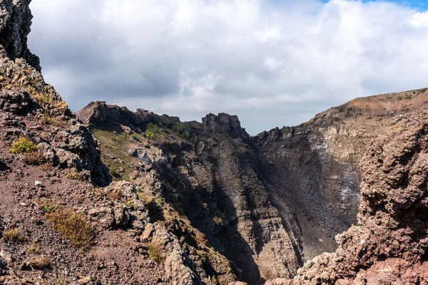 Vesuv vista da cratera da montanha, neapel, itália — Fotografia de Stock