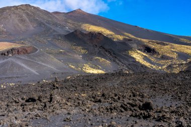 Sicilya Adası yakınlarındaki etna volkanı, İtalya