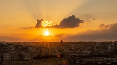 Malta Adası 'ndaki Valetta' nın eski şehir merkezi manzarası