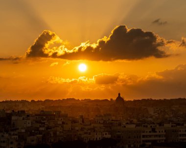 Malta Adası 'ndaki Valetta' nın eski şehir merkezi manzarası