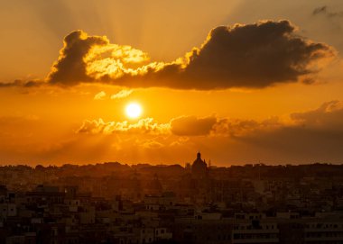 Malta Adası 'ndaki Valetta' nın eski şehir merkezi manzarası