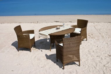 Sanatsal Etnik Klas Modern Şık Ev İçi Lüks Ev İçi ve Açık Bahçe Park Mobilya Masası Mobilya Kabine Aksesuarları Rattan Plastik Wicker veya Otel ve Ev için Tahta Malzemeler