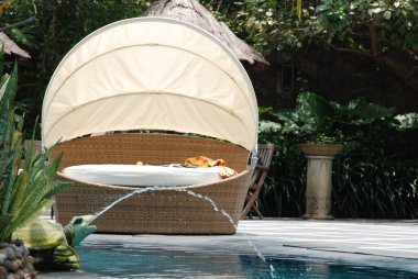 Sanatsal Etnik Klas Modern Şık Ev İçi Lüks Ev İçi ve Açık Bahçe Park Mobilya Masası Mobilya Kabine Aksesuarları Rattan Plastik Wicker veya Otel ve Ev için Tahta Malzemeler