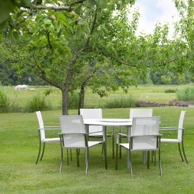 Sanatsal Etnik Klas Modern Şık Ev İçi Lüks Ev İçi ve Açık Bahçe Park Mobilya Masası Mobilya Kabine Aksesuarları Rattan Plastik Wicker veya Otel ve Ev için Tahta Malzemeler