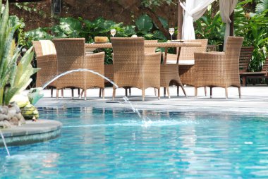 Sanatsal Etnik Klas Modern Şık Ev İçi Lüks Ev İçi ve Açık Bahçe Park Mobilya Masası Mobilya Kabine Aksesuarları Rattan Plastik Wicker veya Otel ve Ev için Tahta Malzemeler