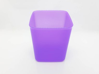 Renkli Sanatsal Modern Plastik Yiyecek Konteynırları Mutfak Atıştırmalıkları ya da Baharat Depolama Aletleri Beyazlar Arkaplanında