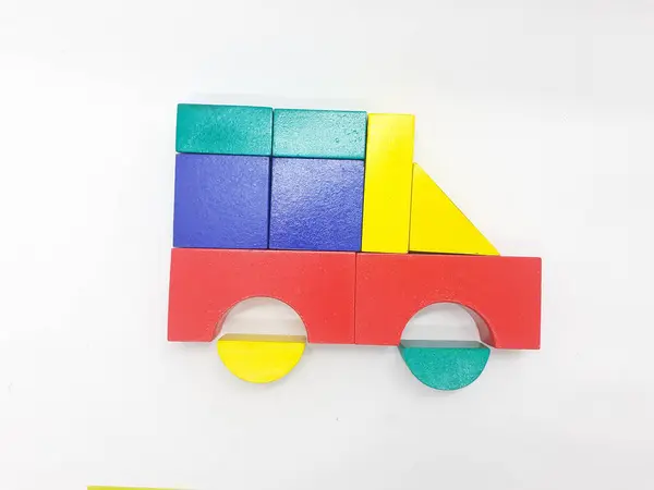 Καλλιτεχνικό Χειροποίητο Πολύχρωμο Διάφορα Σχήμα Ξύλινα Κτίριο Μπλοκ Παιδικά Παιχνίδια — Φωτογραφία Αρχείου