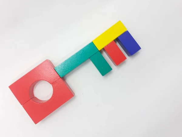 Sanatsal Yapımı Renkli Çeşitli Şekiller Ahşap Bina Oyuncak Çocuk Oyuncakları — Stok fotoğraf
