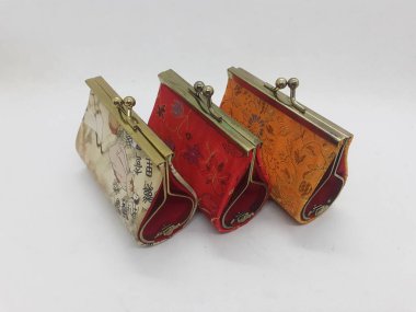 Güzel Modern Renkli Kadın Cüzdanı Beyaz İzole Arkaplanda