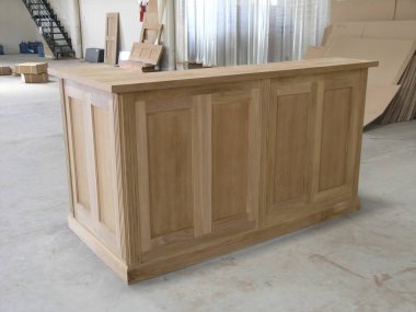 Klas ve Modern Lüks Ahşap Mobilyalar Ev İçi Mobilyalar Fabrikada İzole Arkaplanda