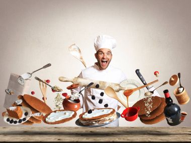 Çilek ile büyük bir pasta pişirme 