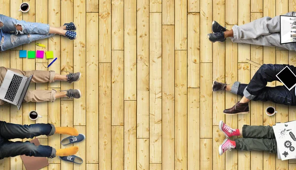 Týmová Práce Zaměstnanců Tvůrčí Přátelské Atmosféry — Stock fotografie