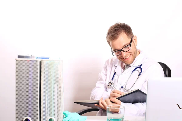 Doctor Writes Patient Prescription Medical Office — Stock Photo, Image