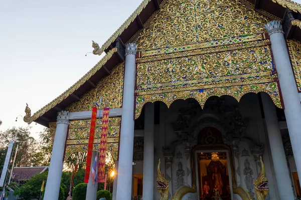 Wat Chedi Luang Chrám Postavený Vlády Phaya Saen Mueang Král — Stock fotografie