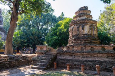 Eski sıva desenleri, Wat Chet Yot tapınağı, B.E. 1998 Kral Tilokaraj Mangrai Hanedanlığı 'nın 9. kralı alçıdan dekore edilmiş. Bir Bodh Gaya pagoda Hindistan..