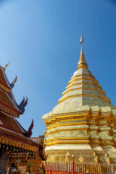 Wat Phra Doi Suthep Tempel Der Tempel Ist 689 Meter — Stockfoto