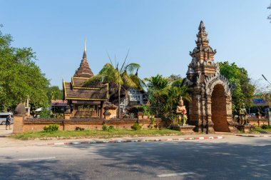 Wat Lok Moli Chiang Mai Tayland-10 Ocak 2020: Tapınağın ne zaman inşa edildiği bilinmemektedir ancak ilk kez 1367 yılında bir tüzüğe konu olmuştur. Mangrai hanedanlığının altıncı kralı Kral Kuena (1355-1385).)