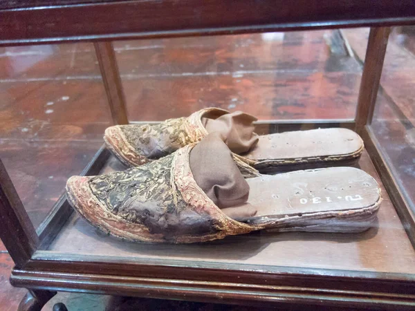 Museo Nacional Bangkok Tailandia Agosto 2018 Zapatos Antigua Realeza Tailandesa —  Fotos de Stock