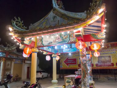 WAT CHAENG SHRINE NAKHON RATCHASIMA, THAILAND-28 Eylül 2018: Shrine Wat Old fountai