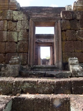 Phanom Rung Tarih Parkı, 1000 yıl önce Tayland 'ın Buriram Eyaleti' ndeki Castle Rock eski mimarisi.