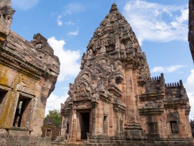 Phanom Rung Tarih Parkı, 1000 yıl önce Tayland 'ın Buriram Eyaleti' ndeki Castle Rock eski mimarisi.